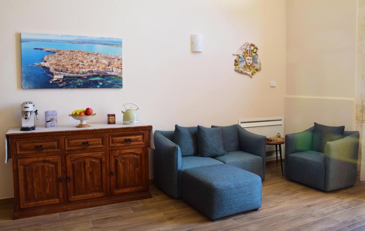 Antico Casale Benali Bed & Breakfast Syracuse Exterior photo