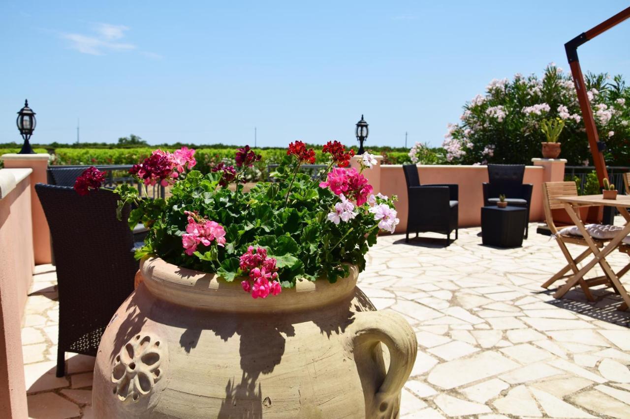 Antico Casale Benali Bed & Breakfast Syracuse Exterior photo