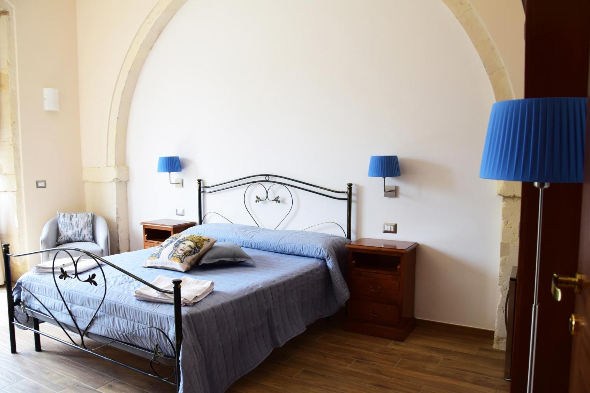 Antico Casale Benali Bed & Breakfast Syracuse Exterior photo